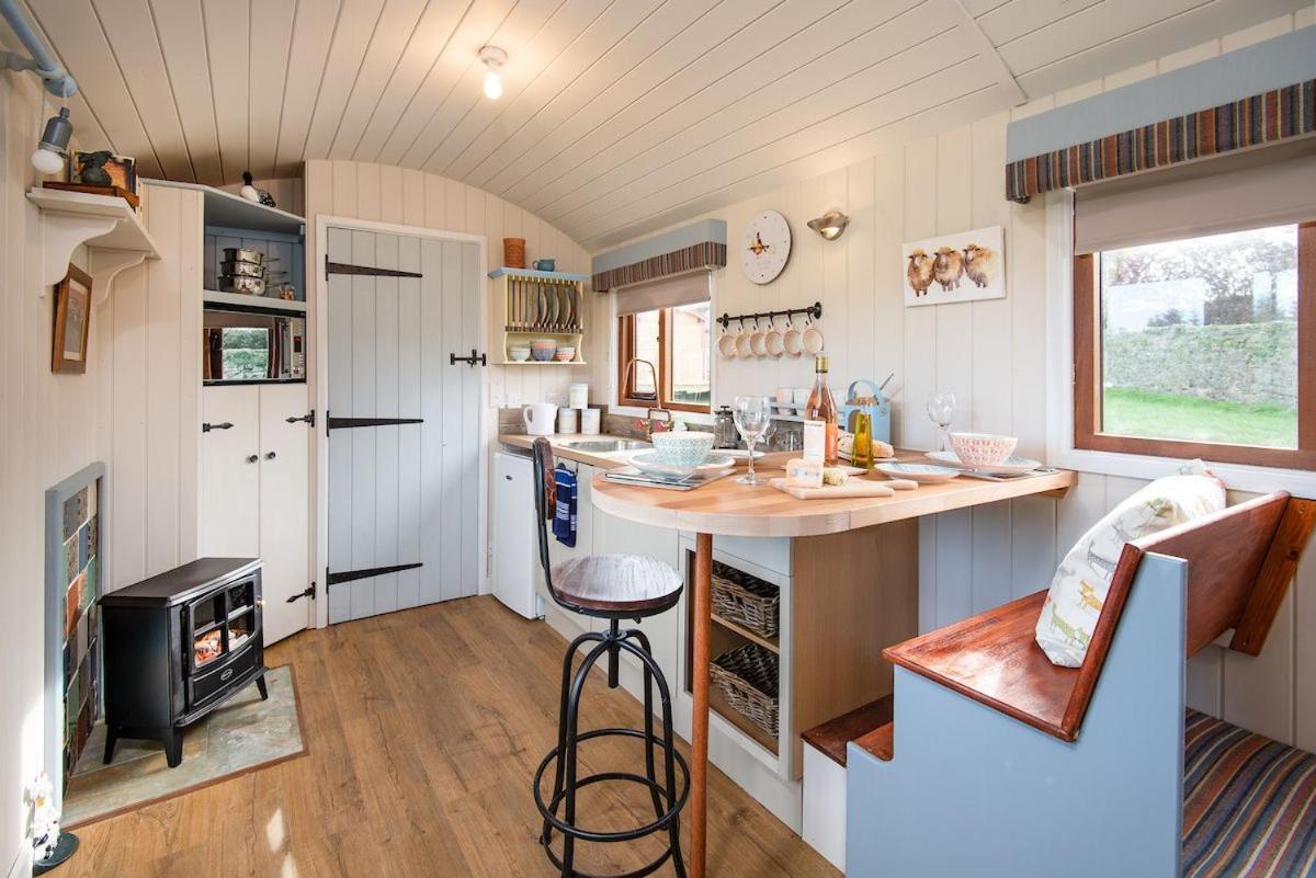 Cow Parsley Shepherd'S Hut Berwick Upon Tweed Ngoại thất bức ảnh